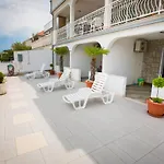 Apartmans And Ana Апартаменты