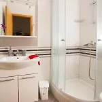 Апартаменты Apartmans And Ana