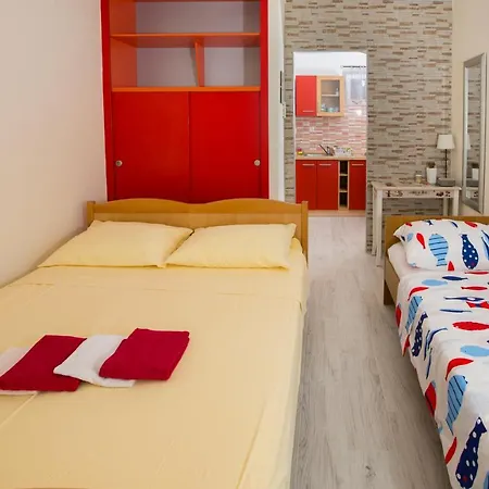 Apartmans And Ana Lejlighed Trogir