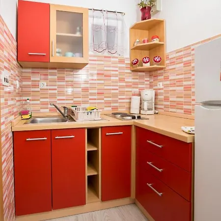 Apartmans And Ana Lejlighed