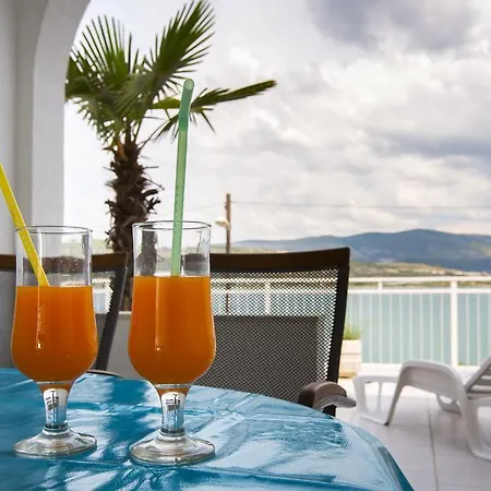 Apartmans And Ana Apartamento *