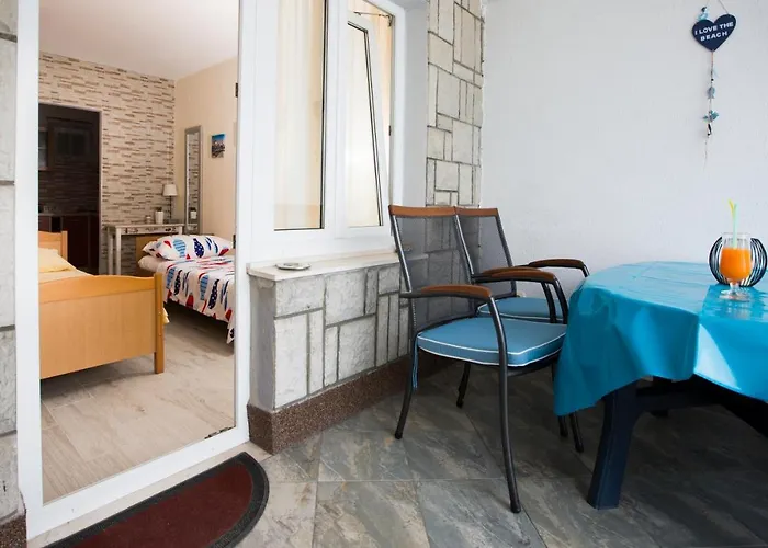 Apartmans And Ana * Trogir