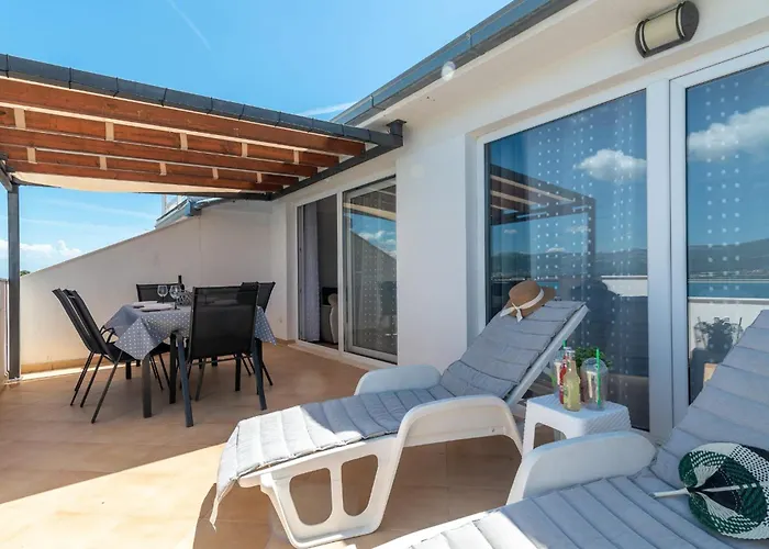 Apartman Apartmans And Ana *