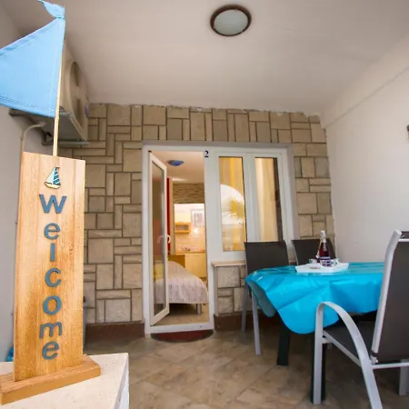 Apartmans And Studios Ana