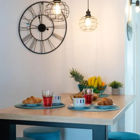 Apartmans And Studios Ana Apartment *